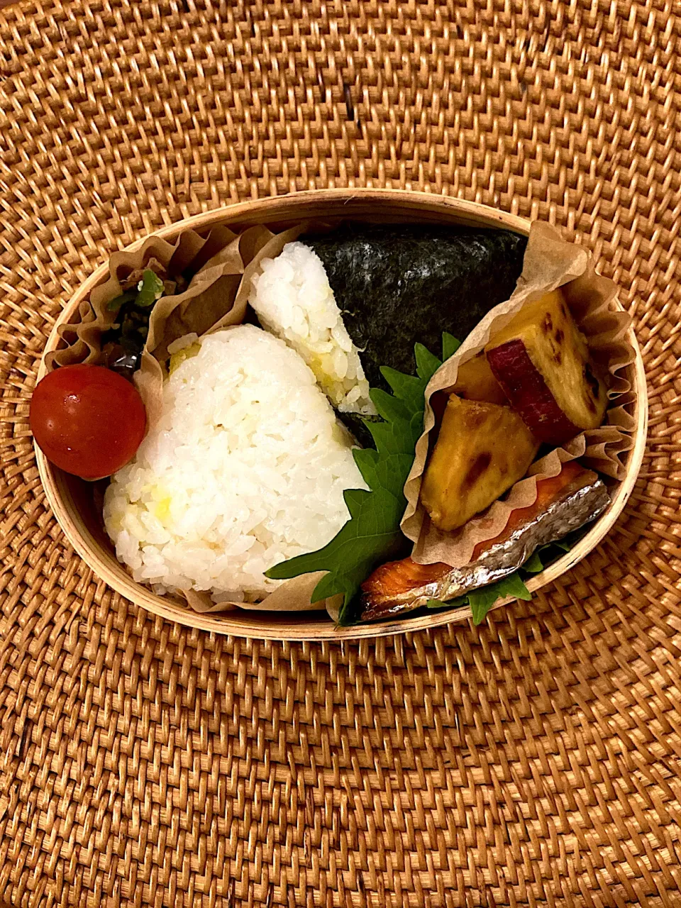 Snapdishの料理写真:さつまいも尽くしのお弁当（2023/10/18)|ごんさん