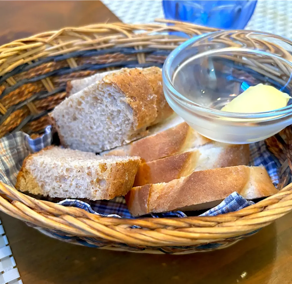 ランチのパン|かっちゃん杉さん