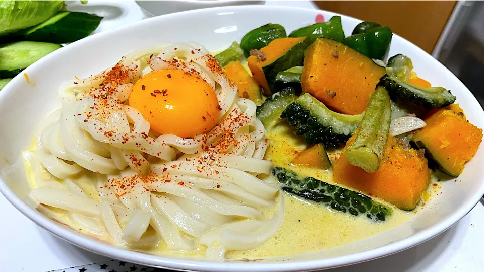 ギナタングライうどん【ﾌｨﾘﾋﾟﾝ風夏野菜のココナッツミルク煮込みに讃岐うどんを合わせてみました】|マニラ男さん