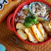 Snapdishの料理写真:エビ寄せフライでオトナ弁当|az.さん