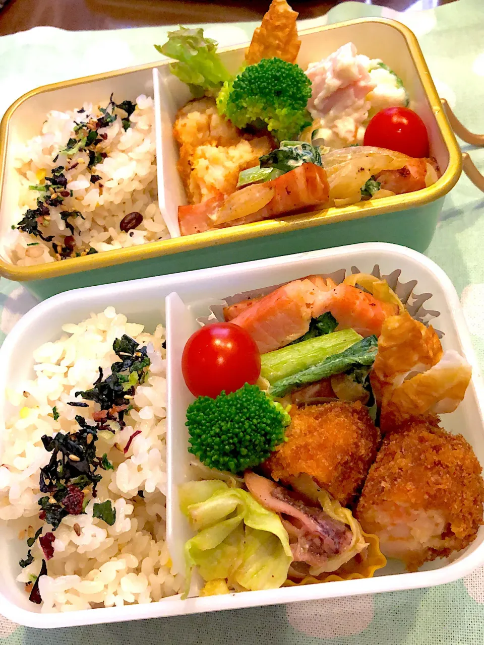 Snapdishの料理写真:2023.10.19  ＊今日のお弁当＊小松菜ベーコンのマヨソテー♬*°|rinrin*mama*さん