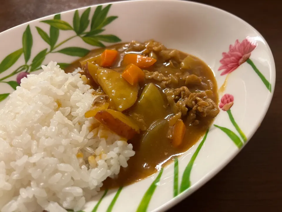 さつまいもカレー🍛|SALLYさん