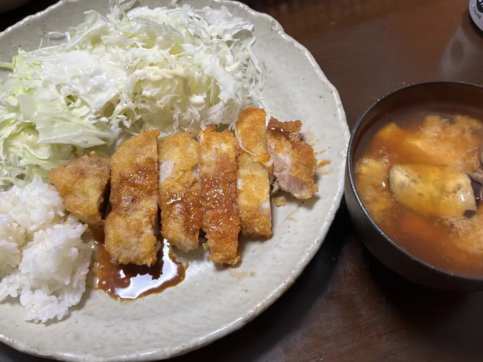 Snapdishの料理写真:トンカツ用 息子料理|ちあぽんさん