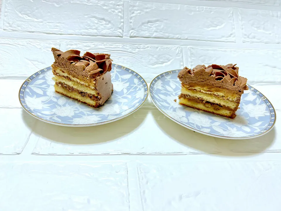 Snapdishの料理写真:チョコレートローズケーキ　カット面|ＥMＩさん