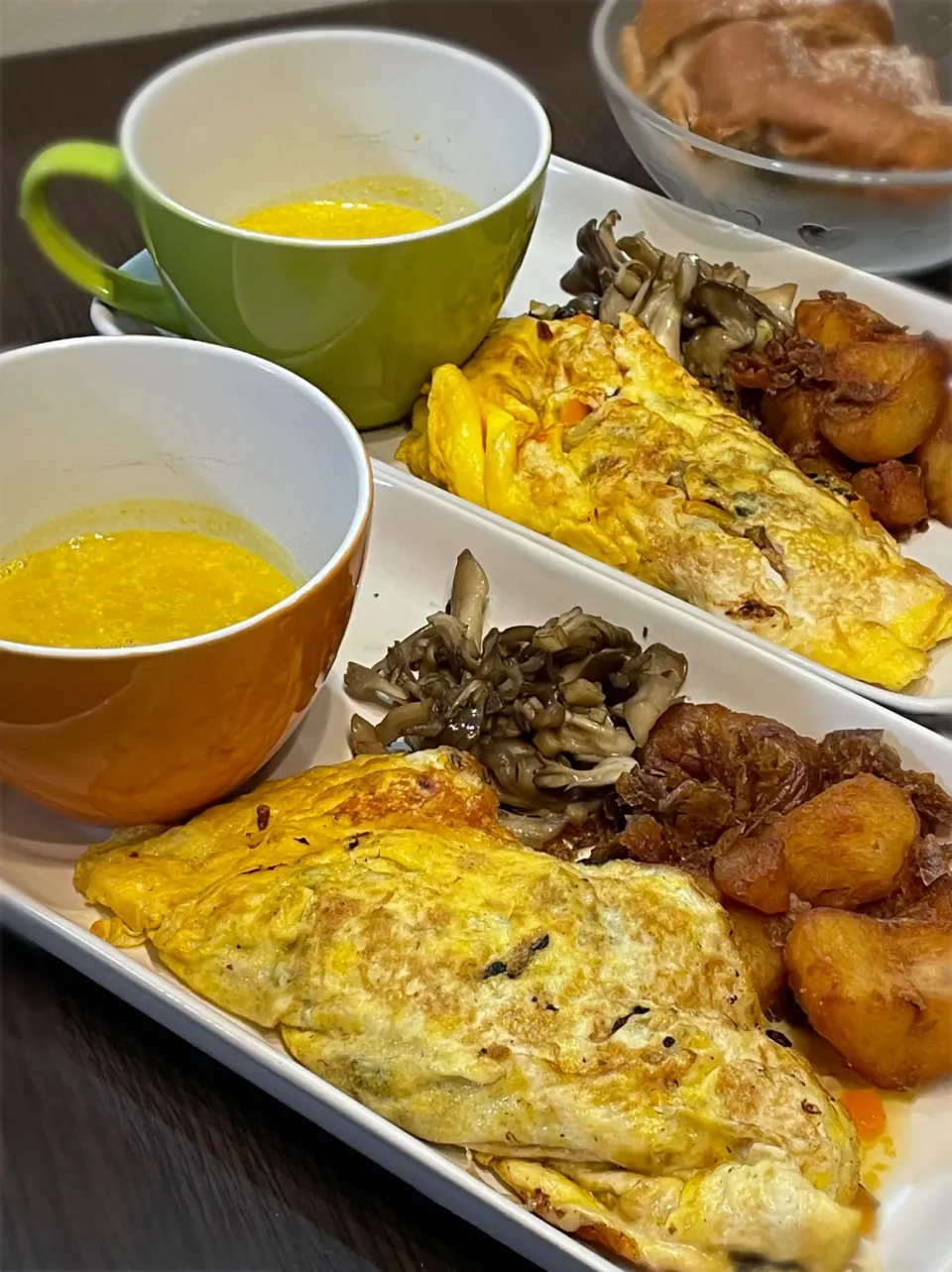 頂いたストロングポテトと野菜たっぷりチーズオムレツ🧀|うららさん