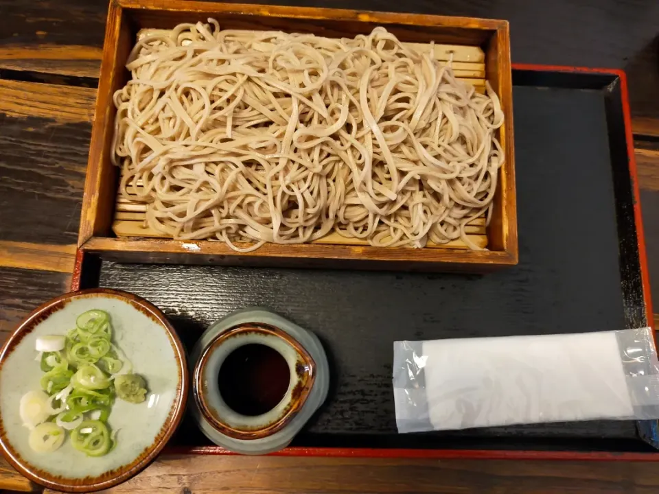 昼はもり蕎麦大盛り|フージさん