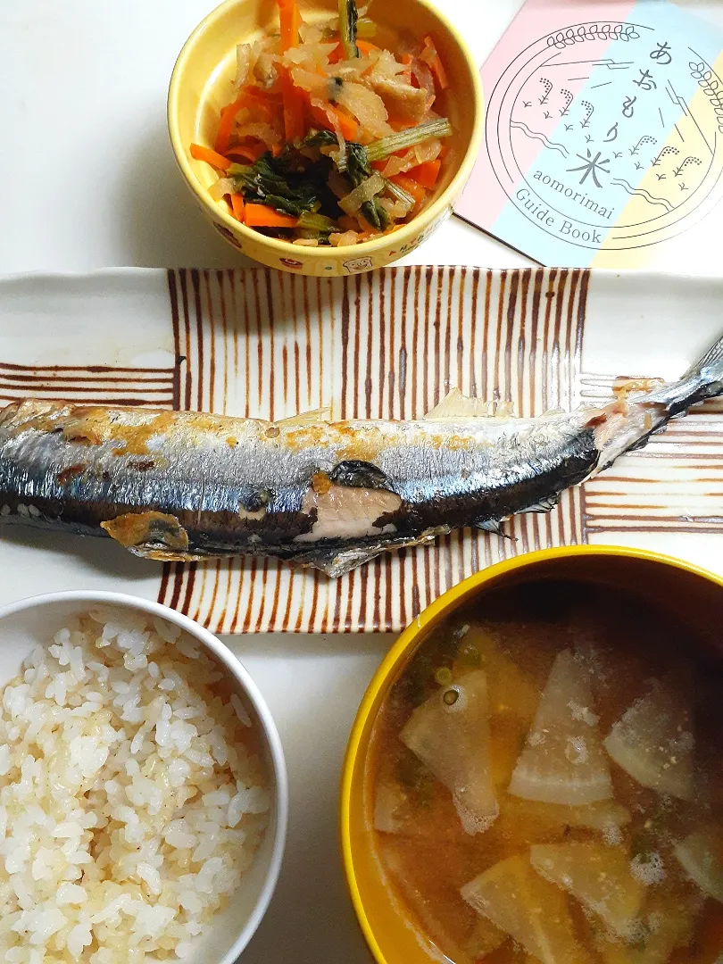 ☆夕飯☆玄米入り晴天の霹靂、旬の秋刀魚|ｼｮｺﾗさん