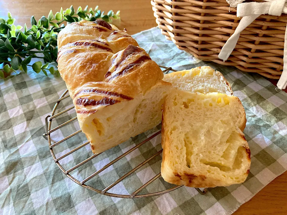 ＊チーズブレッド🧀＊三つ編みチーズパン＊|＊抹茶＊さん