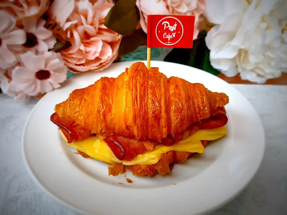 Croissant Ham Cheese|praiさん