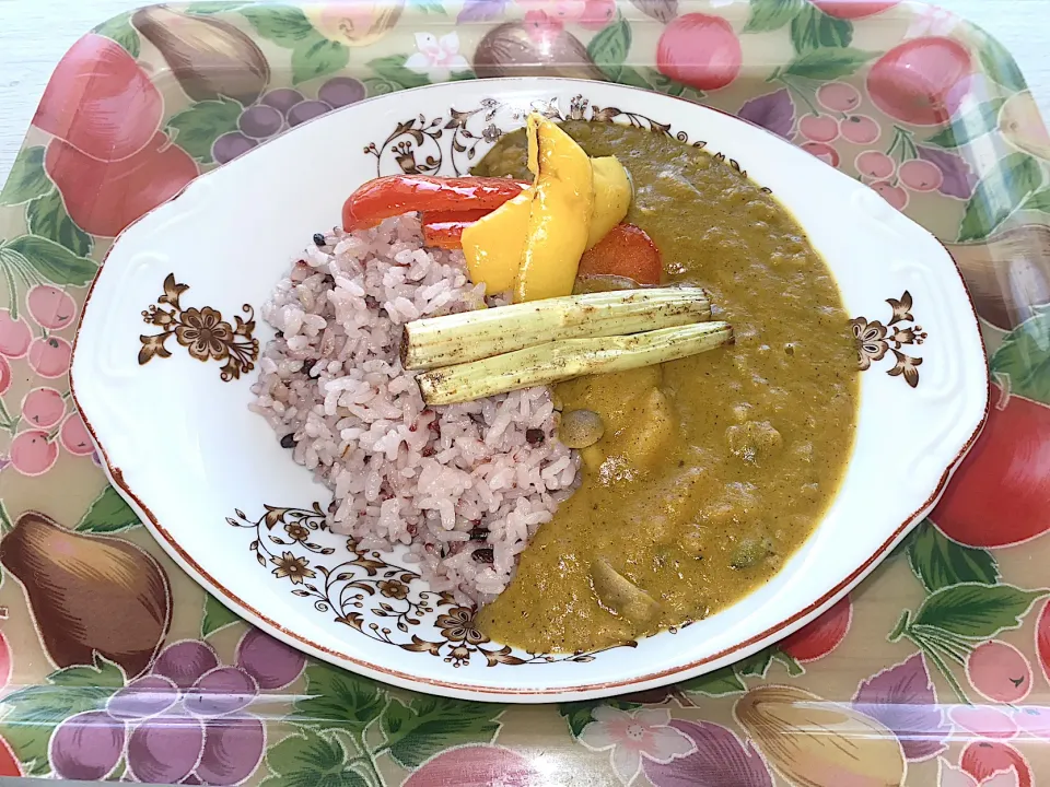 ココナッツカレー|マシュマロさん