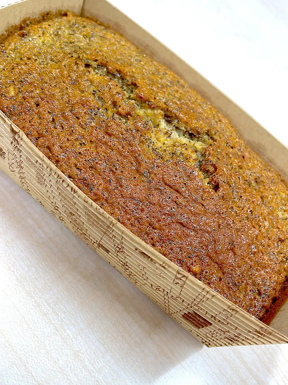 会社の方から手作りの紅茶バナナケーキ🍌頂きました😋|abekoさん