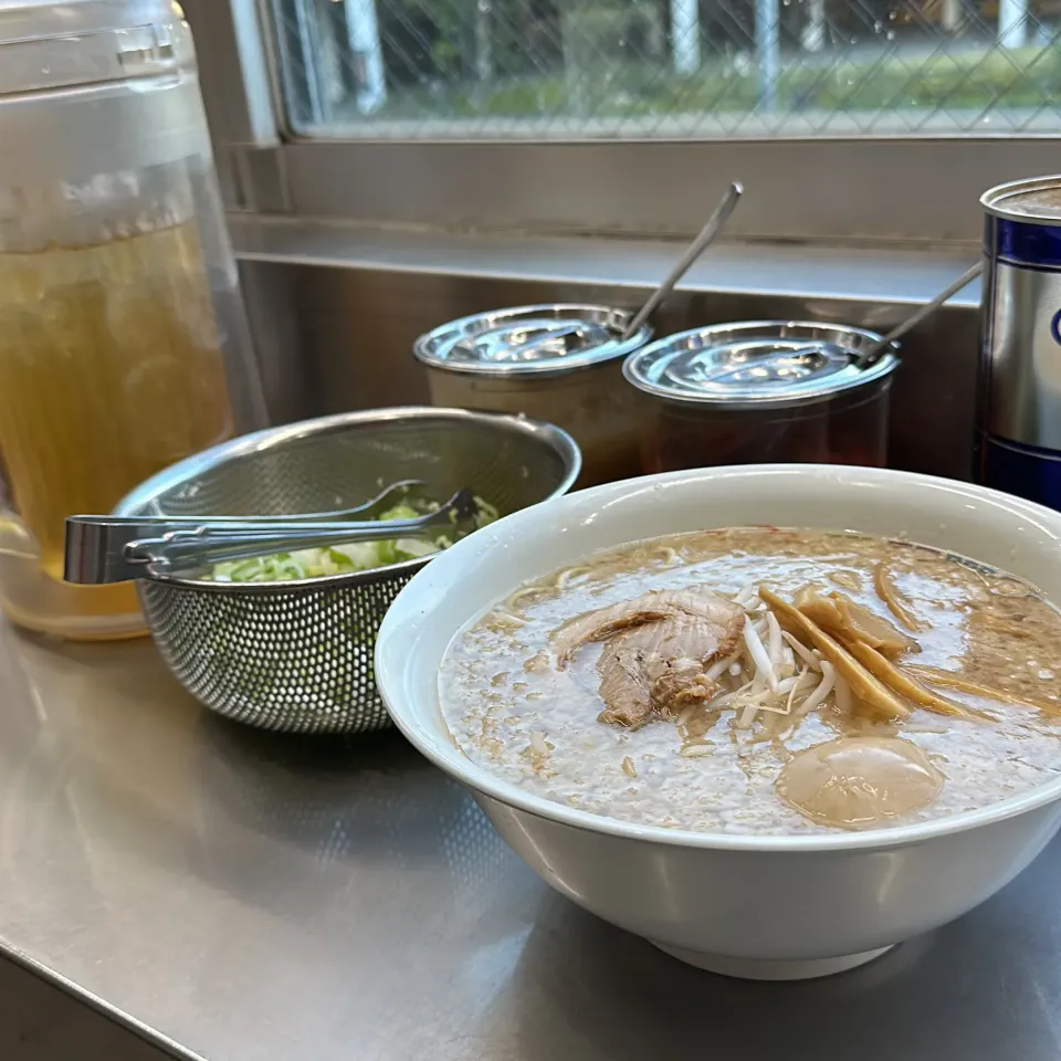 Snapdishの料理写真:ラーメン|Hajime Sakaiさん