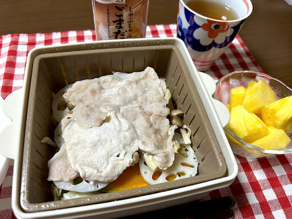 豚肉と野菜のレンジ蒸し|Emiさん