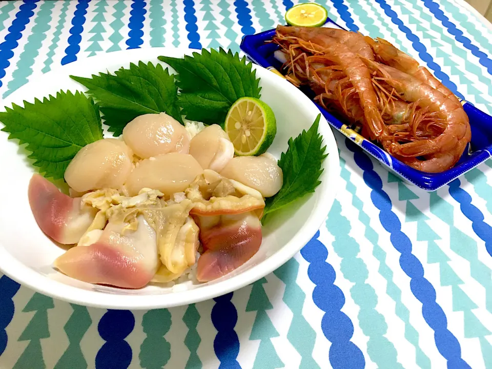 ほたてとほっき貝の海鮮丼|ももさん