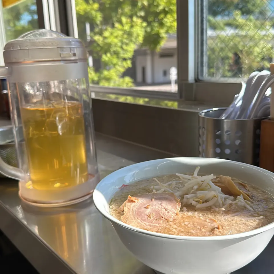 Snapdishの料理写真:ラーメン|Hajime Sakaiさん