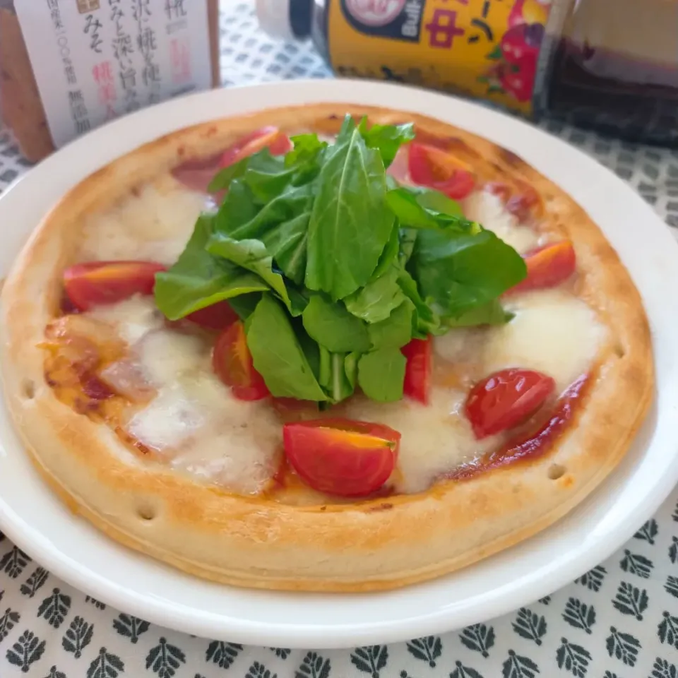 万能味ソースでマルゲリータピザ🍕|さらささん