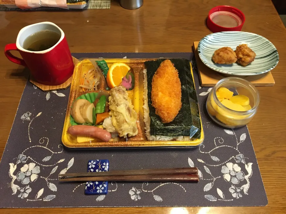 デラックスのり弁当(昼飯、どんどん弁当)|enarinさん