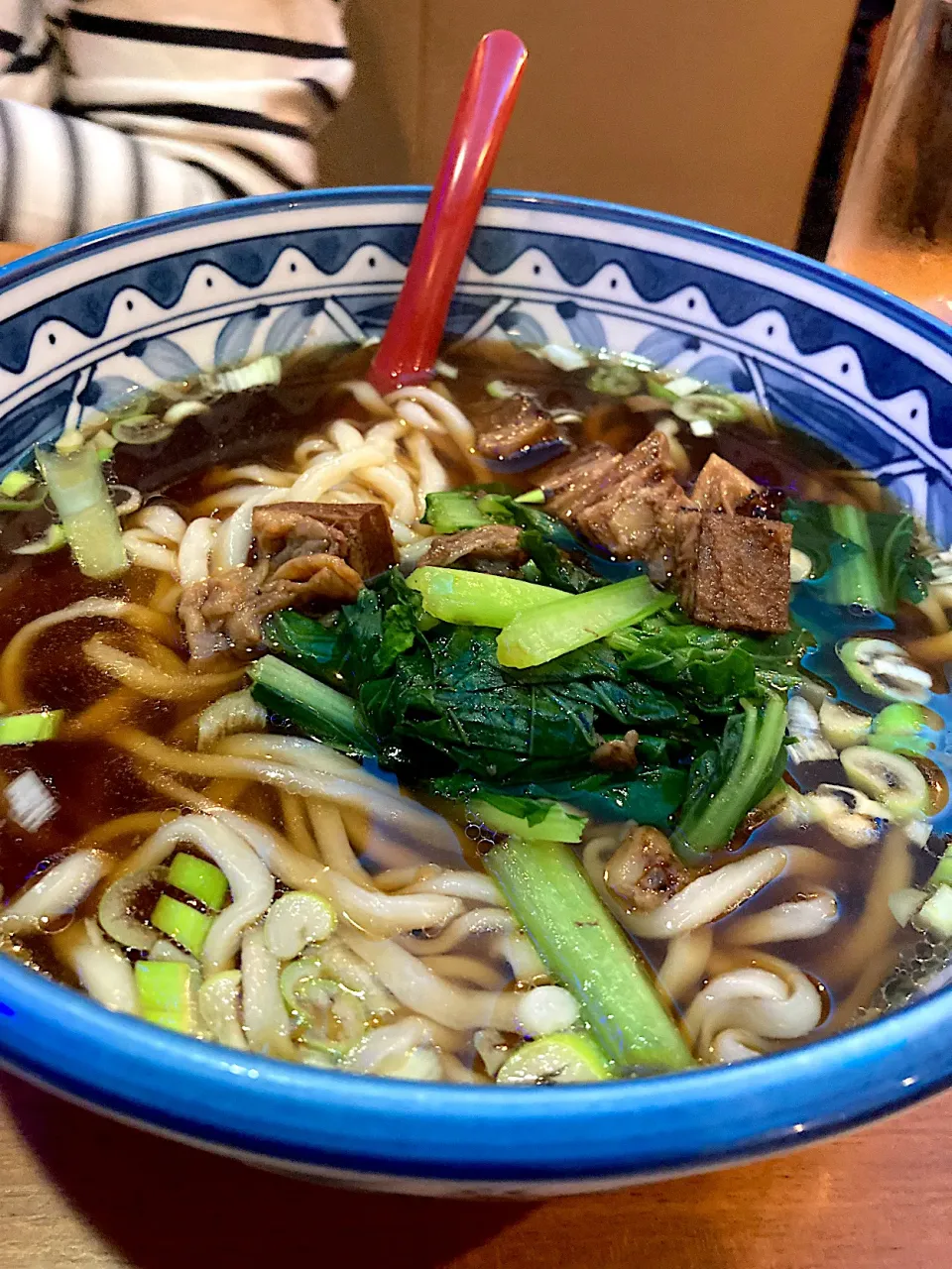 錦糸町「東京穆斯林（ムスリム）飯店」牛バラ煮込みラーメン|よだみなさん