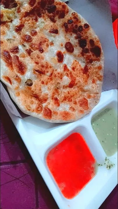 Aloo paratha 😋😋|guriaさん