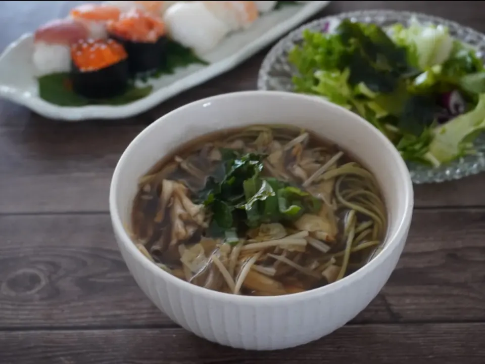 きのこと湯葉のそば|ちいさなしあわせキッチンさん