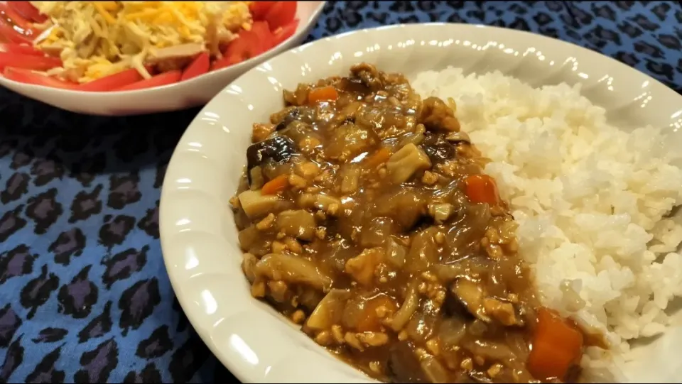 🍄うまみがスゴい！簡単絶品キノコカレー🍛|みよぱさん