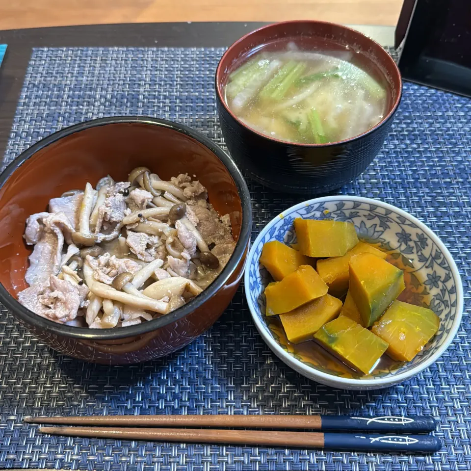 豚バラ肉としめじのうま塩炒め・青菜と大根の味噌汁・かぼちゃの煮物|a-parkさん