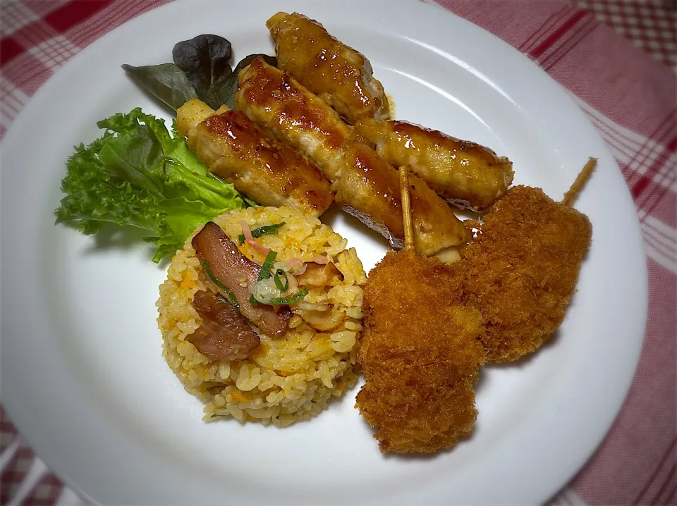 豚肉の山芋巻き・ゆず胡椒風味　　　　　　　　　　　　　　　　串カツ・焼き飯プレート|eiyadeさん