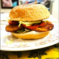 crunchy burger|AHSCOOKING Desi home Cookingさん