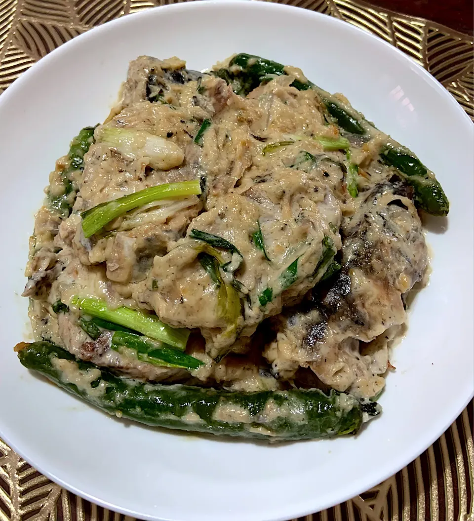 Its tuna fish cook in coconut milk until dry 😁|Ahnneさん