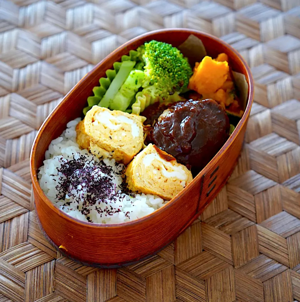 お弁当　ハンバーグで|Junさん