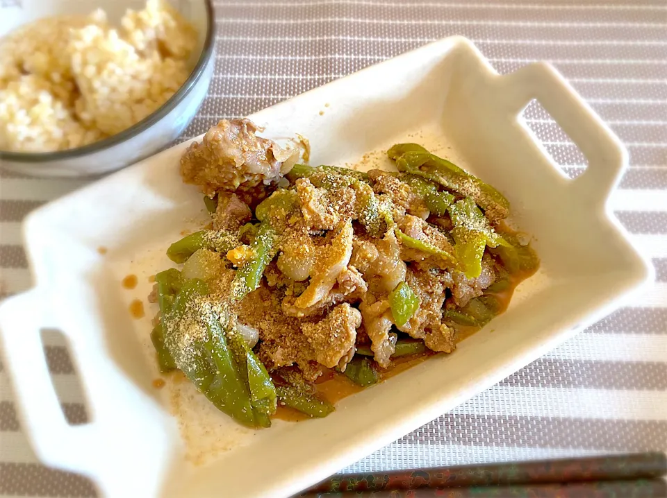 万能味ソースで簡単1人ご飯🍚肉野菜炒め|1614さん