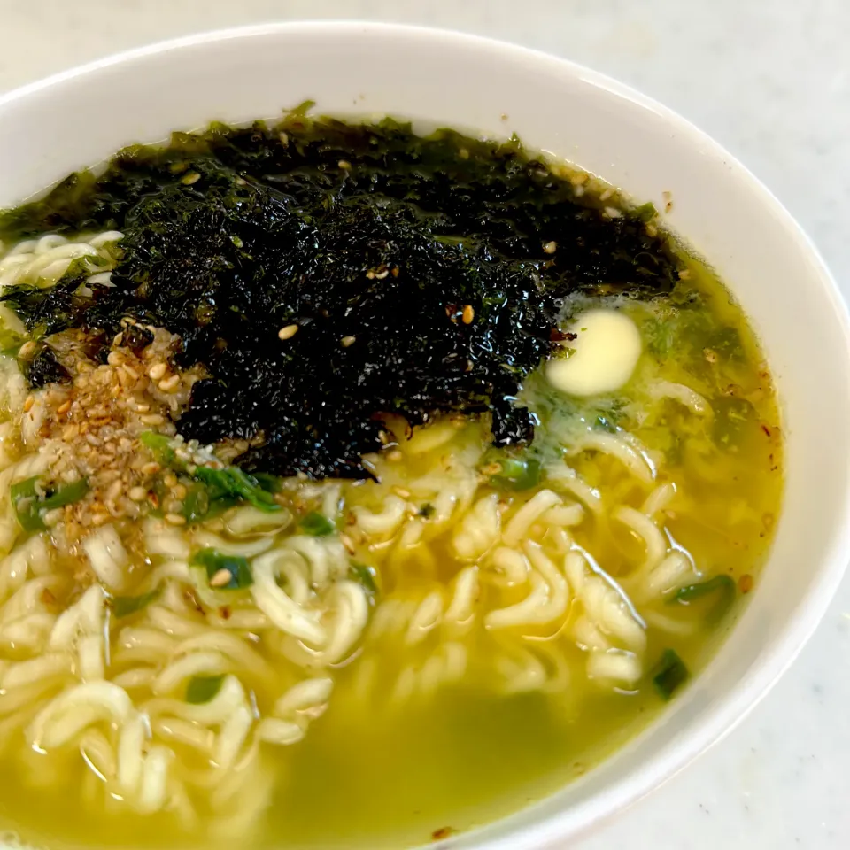 私だけ。サッポロ一番塩ラーメン。|ゆーこ。さん