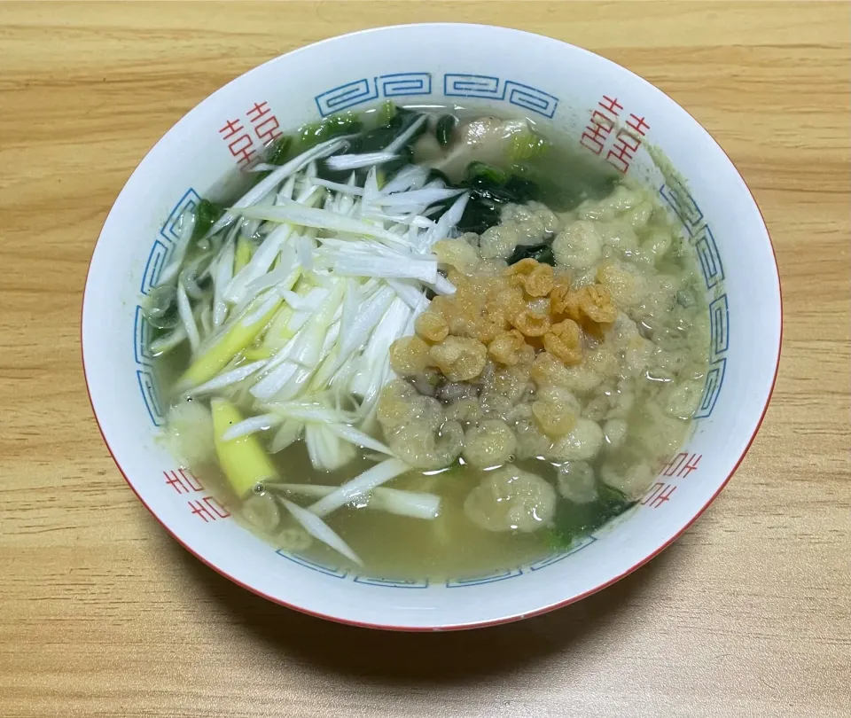 Snapdishの料理写真:インスタントラーメン|料理好きなじいさまさん