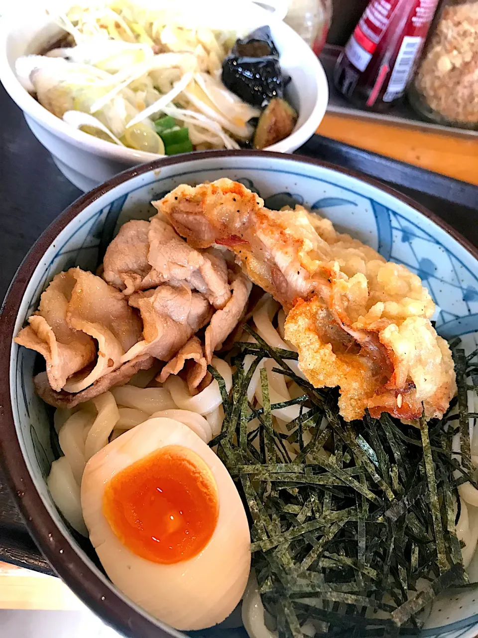 にくじるつけうどん|よっしいださん