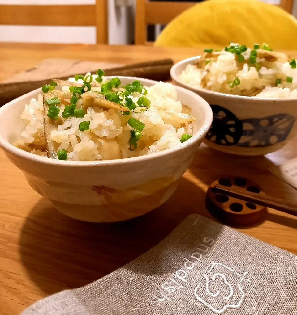 パパ氏さんの料理 めちゃ簡単！トリセツ流そのまんまごぼう飯　新米で作ったら最高です😍|ナオミさん