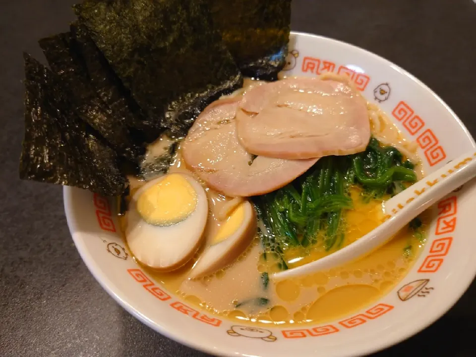 家系ラーメン|しゅうすけさん