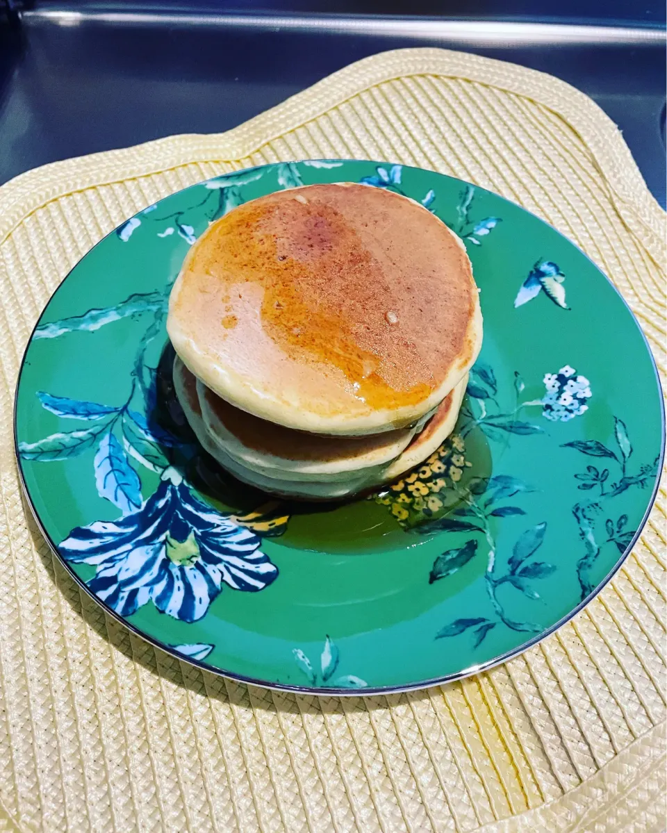 Snapdishの料理写真:月曜日の朝　ホットケーキ|めんちゃんさん