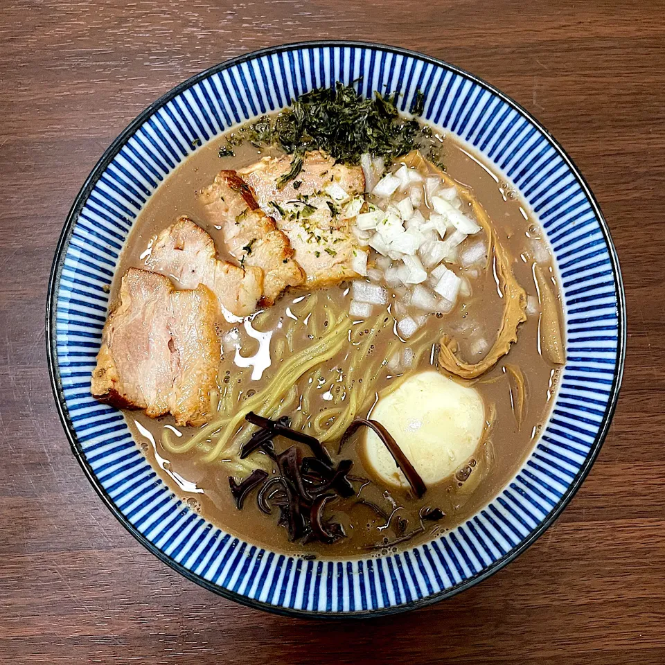 鶏ガラ泥ラーメン|dashi menjiroさん