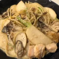 小蕪と鶏肉、舞茸でチーズクリームパスタ|floranさん