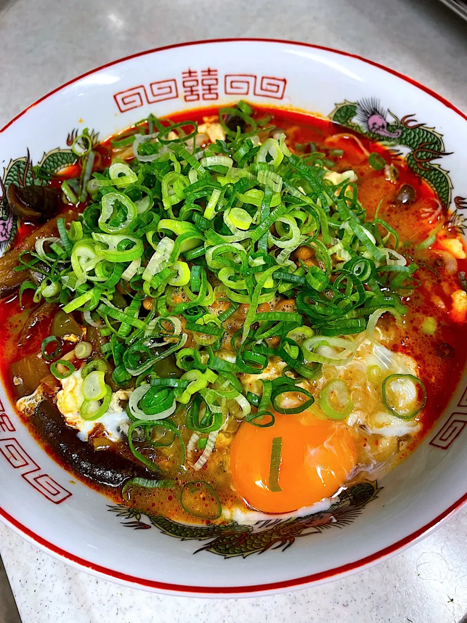 Snapdishの料理写真:納豆と麻婆茄子の辛ラーメン＠自宅|小池 康裕さん