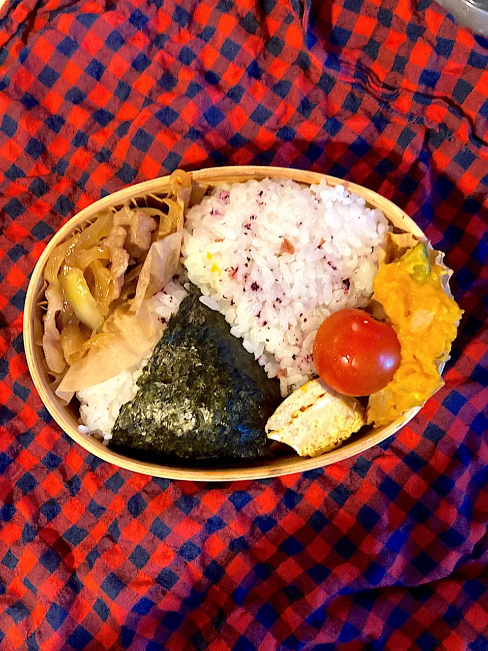 生姜焼きのお弁当（2023/10/31)|ごんさん