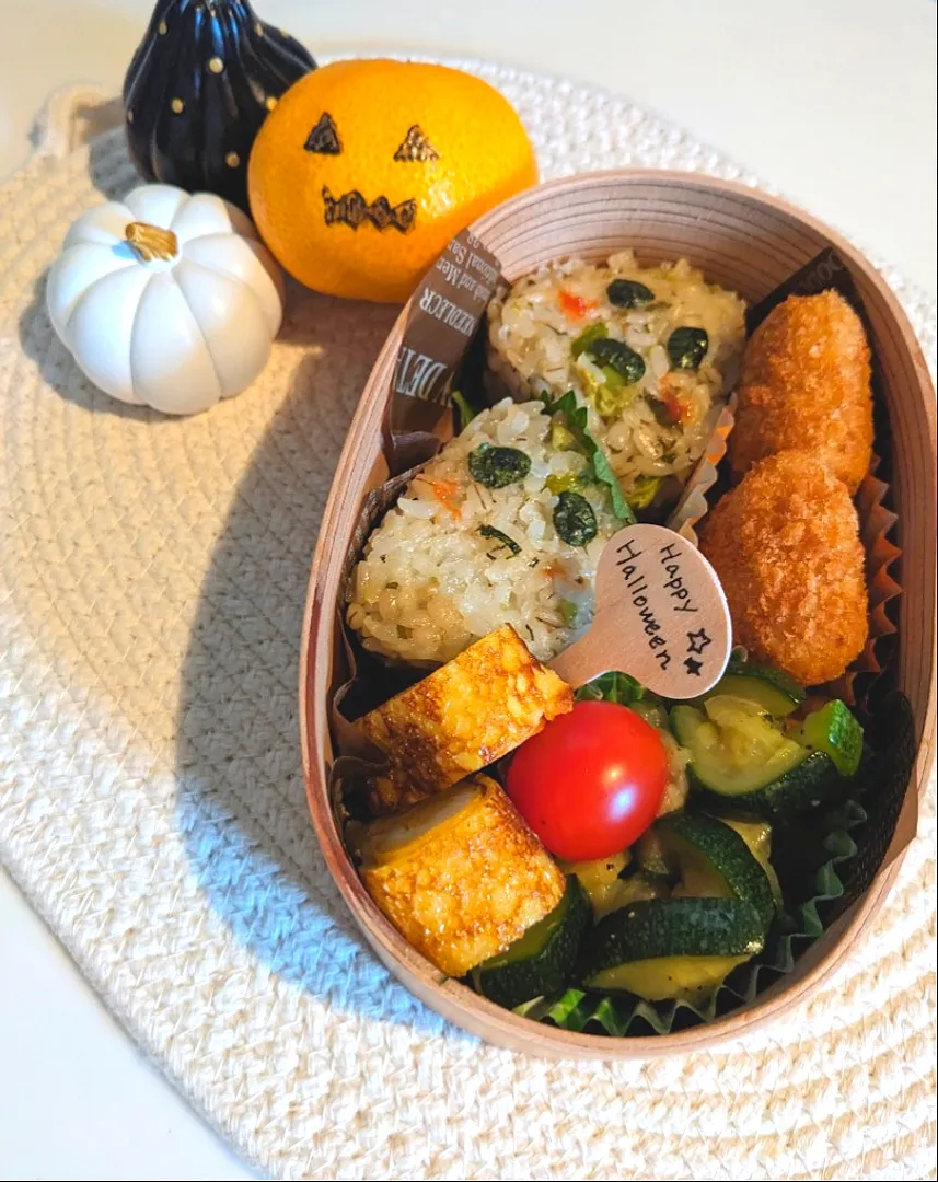 Snapdishの料理写真:お弁当2023.10.31㈫
Halloween弁当🎃👻|azubowさん