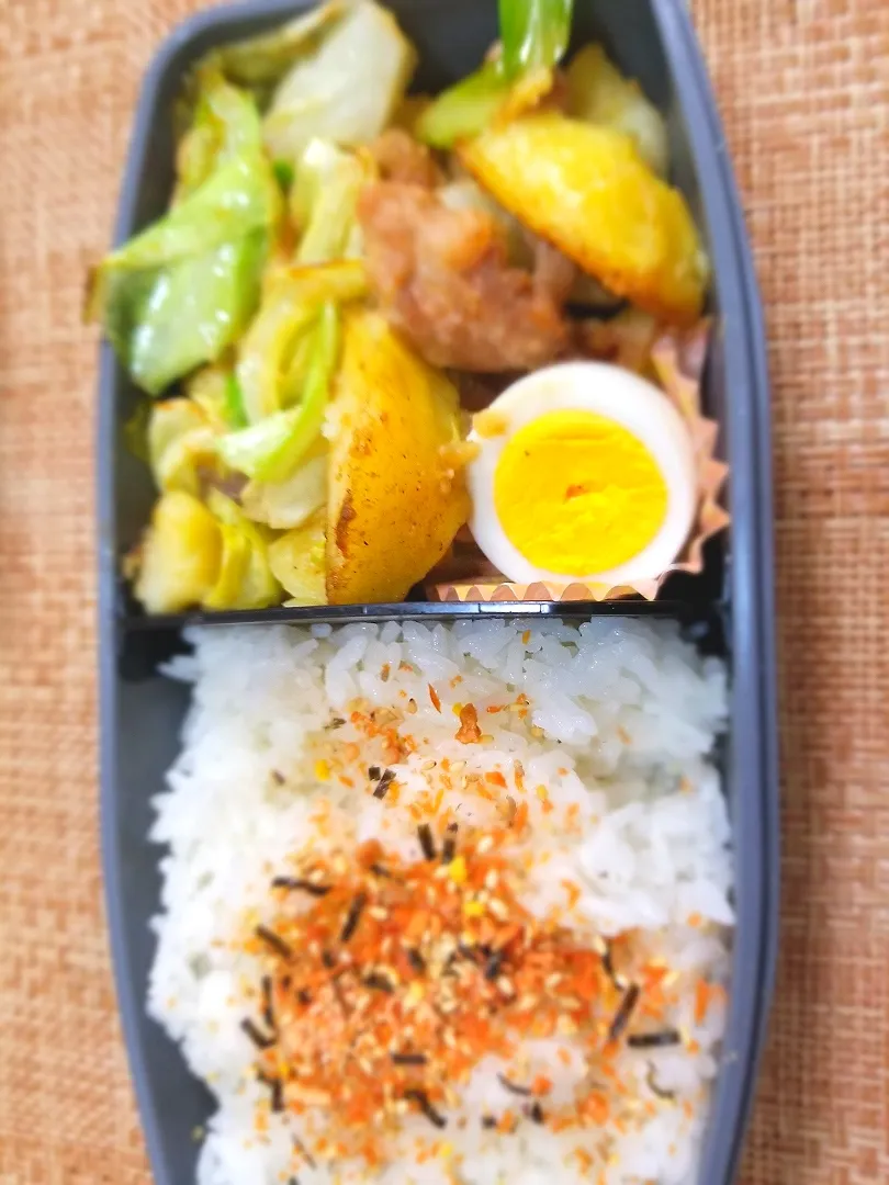 じゃがいもとキャベツときのこのバター醤油弁当|shinさん