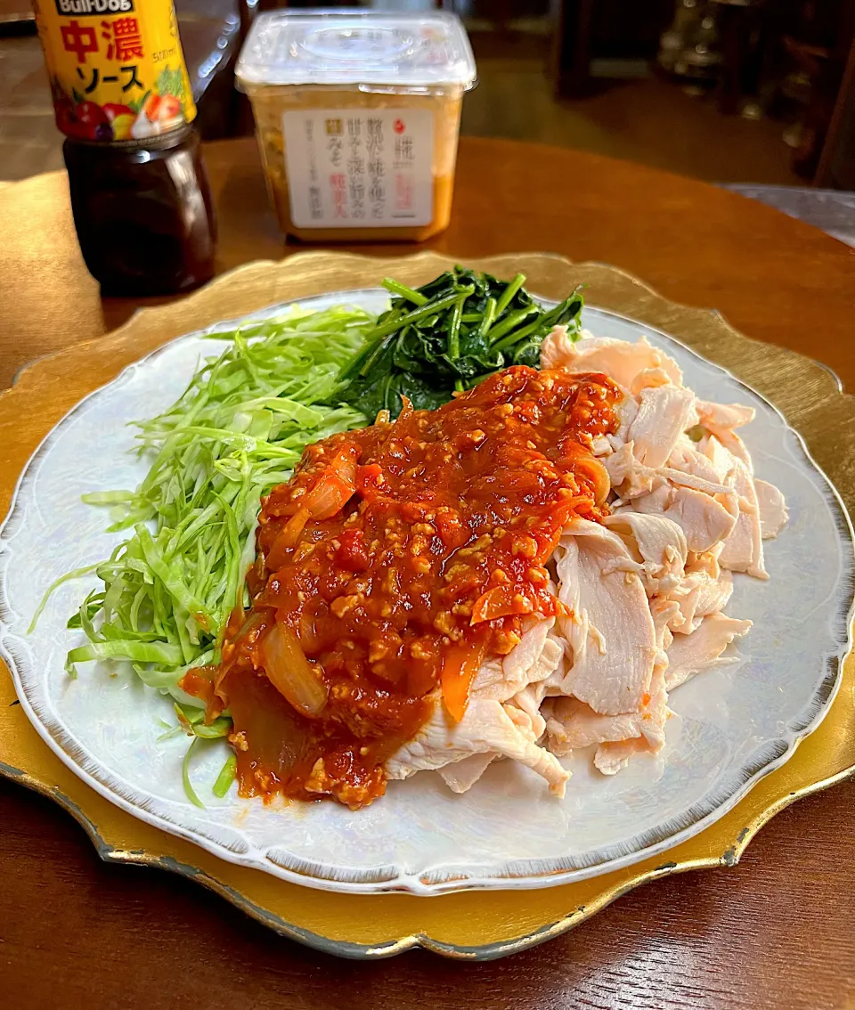 鶏胸肉しゃぶしゃぶ🥫大豆ミート万能ソーストマトソース🍅|henryさん