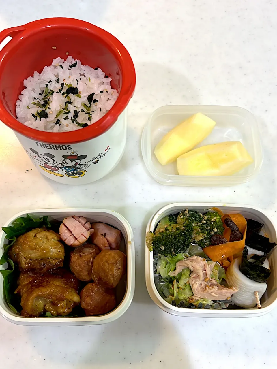 Snapdishの料理写真:11月1日のお弁当🍱|momotoemiさん