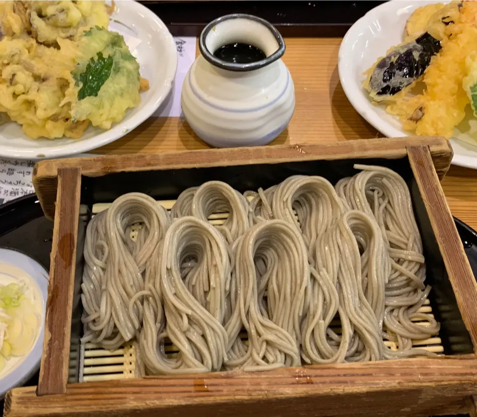 へぎそば、野菜天ぷらと天ぷら|お家でbar!さん