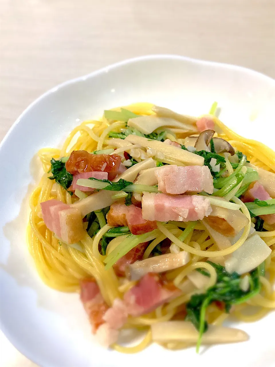 ベーコンとエリンギと水菜のパスタ|HAPPYさん