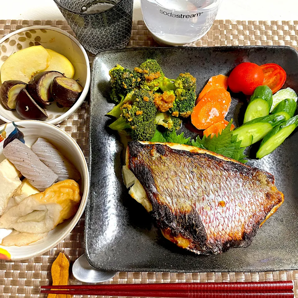 11/1晩ご飯：鯛の塩麹焼き|ななみんさん