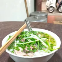 famous Vietnamese pho served in Hanoi|jamesさん