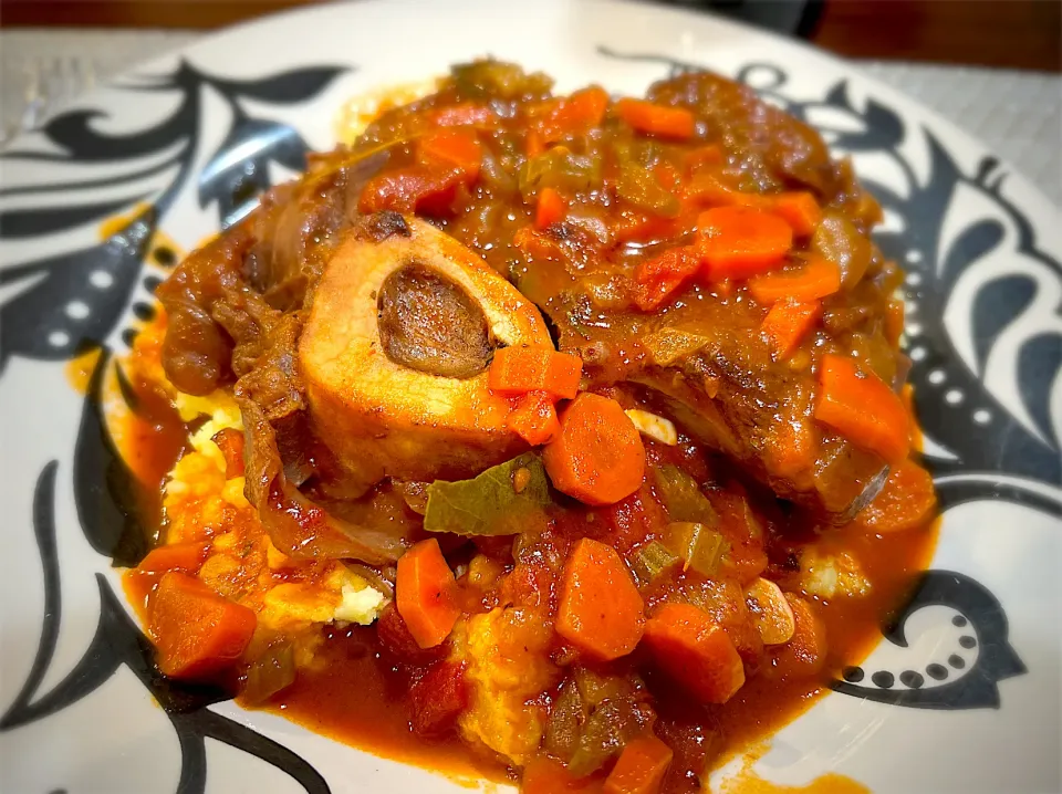 Beef Osso-buco on mashed potatoes|Laki Maikaʻiさん